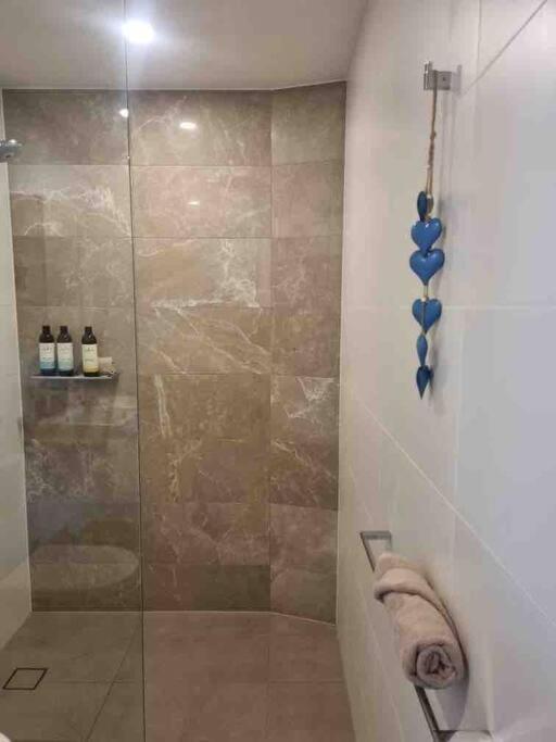 Modern 1 Brm Apartment With Pool Close To Beach 黄金海岸 外观 照片